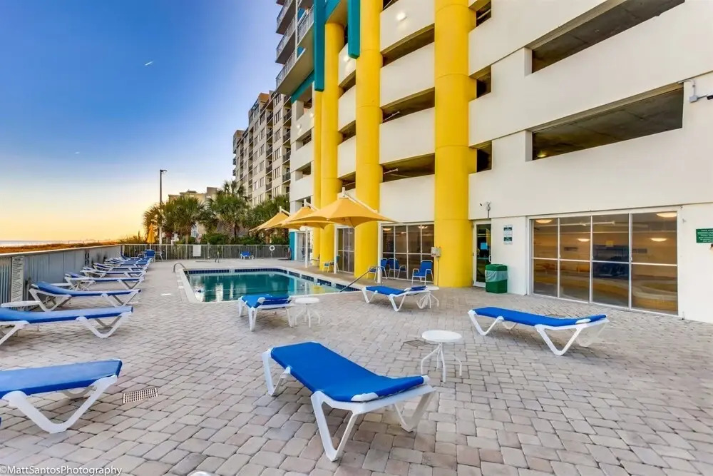 Seaside Resort 902