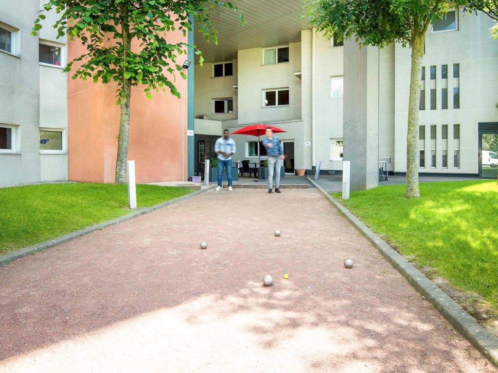 Ibis Orly Chevilly Tram 7