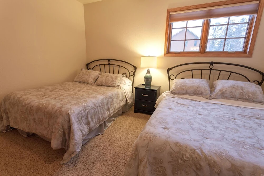 Copperwood #13 - 3 Br Condo