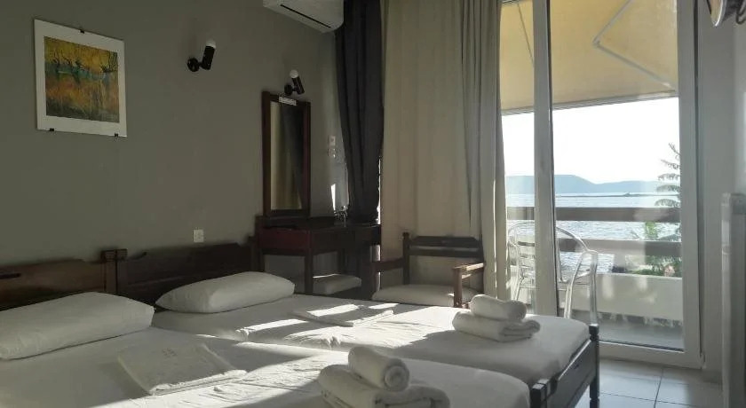 Hotel Avra