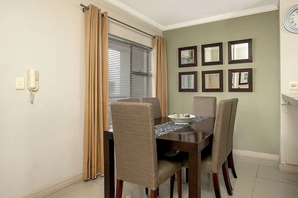 Alpha Lux Apartments