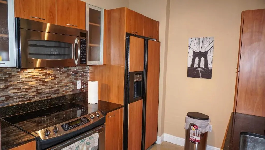 SUMMER $PECIAL -2 Bed/2 Bath Beach Suite-Marina Village-Beach1000 steps-6 guests
