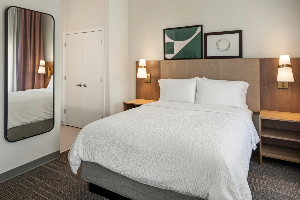 Staybridge Suites Minneapolis-Bloomington by IHG