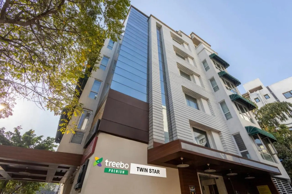 Twin Star Hotel
