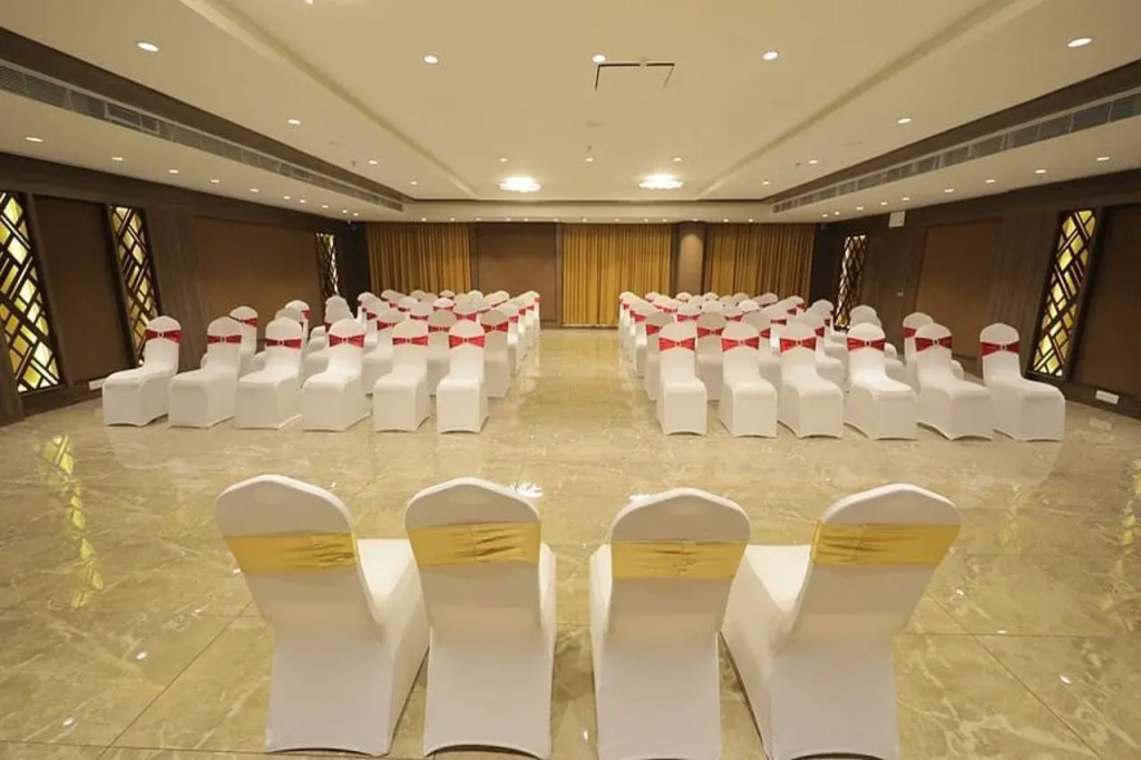 Sarovar Portico, Somnath