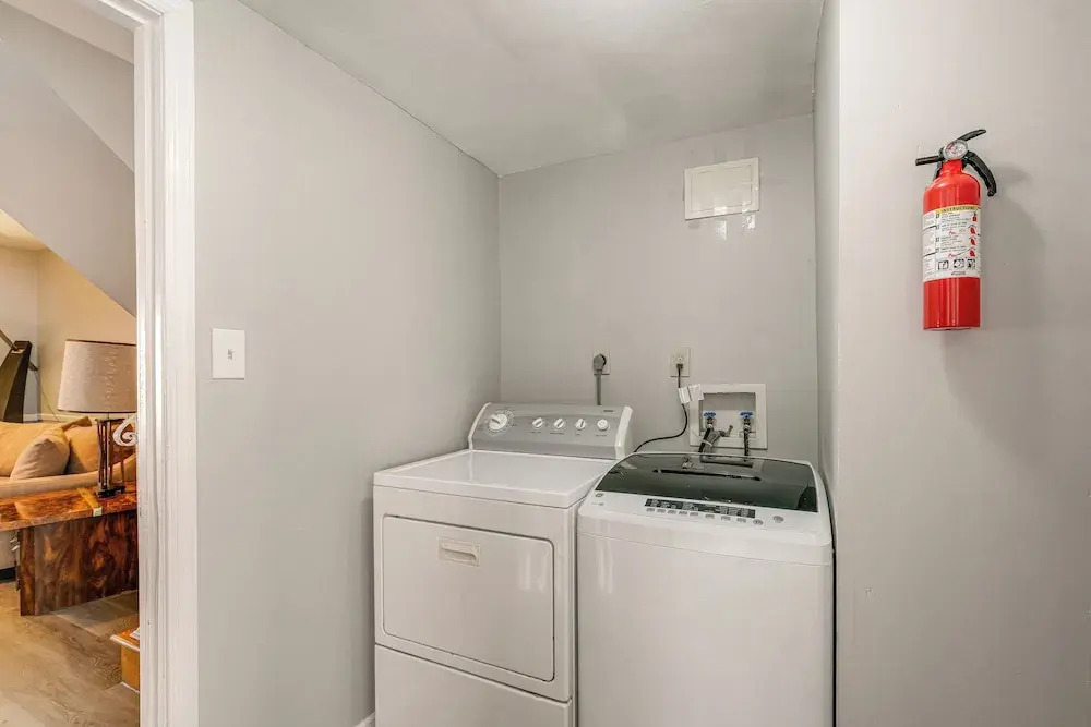 Work & Play Near DC: Extended Stay w/ Large Yard