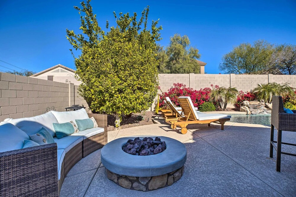 Close to Hikes! Snowbird Oasis w/ Pool in Estrella