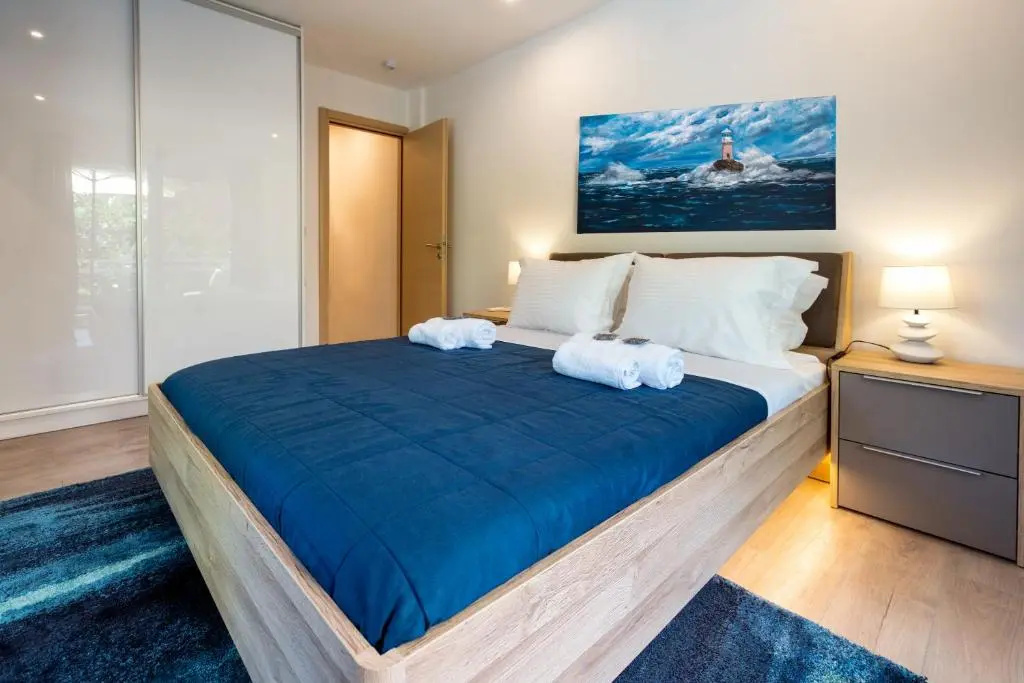 Lux 1-bedroom apartement next to the sea in Voula