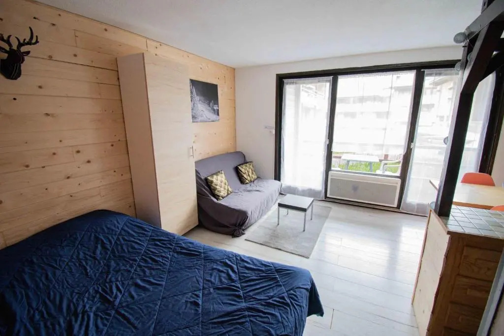 Relai S11 Grand et lumineux studio avec coin montagne 4-6 pers, 30m des pistes, grand balcon, DRAPS NON COMPRIS