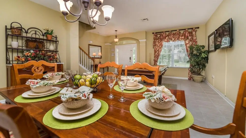 2709 Manesty Lane