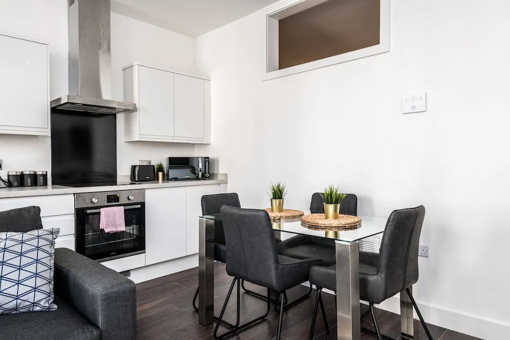 Prestige STAY Aparthotel - Castle Street