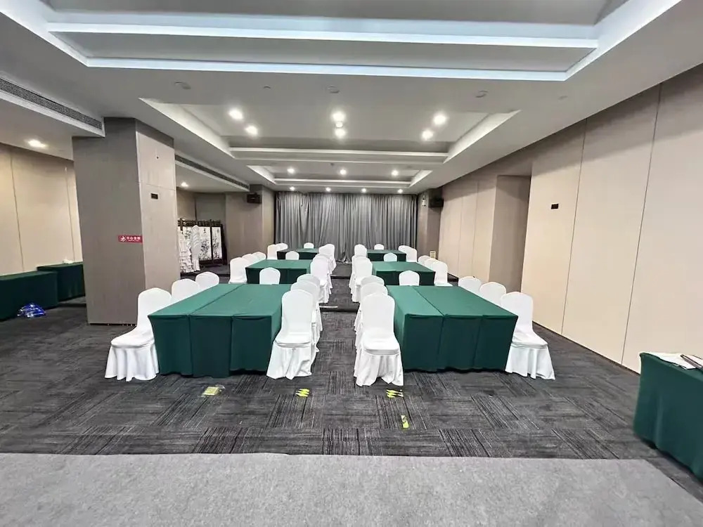 Echarm Plus International Hotel Hangzhou Binjiang XingGuang Avenue Pedestrian Street Branch