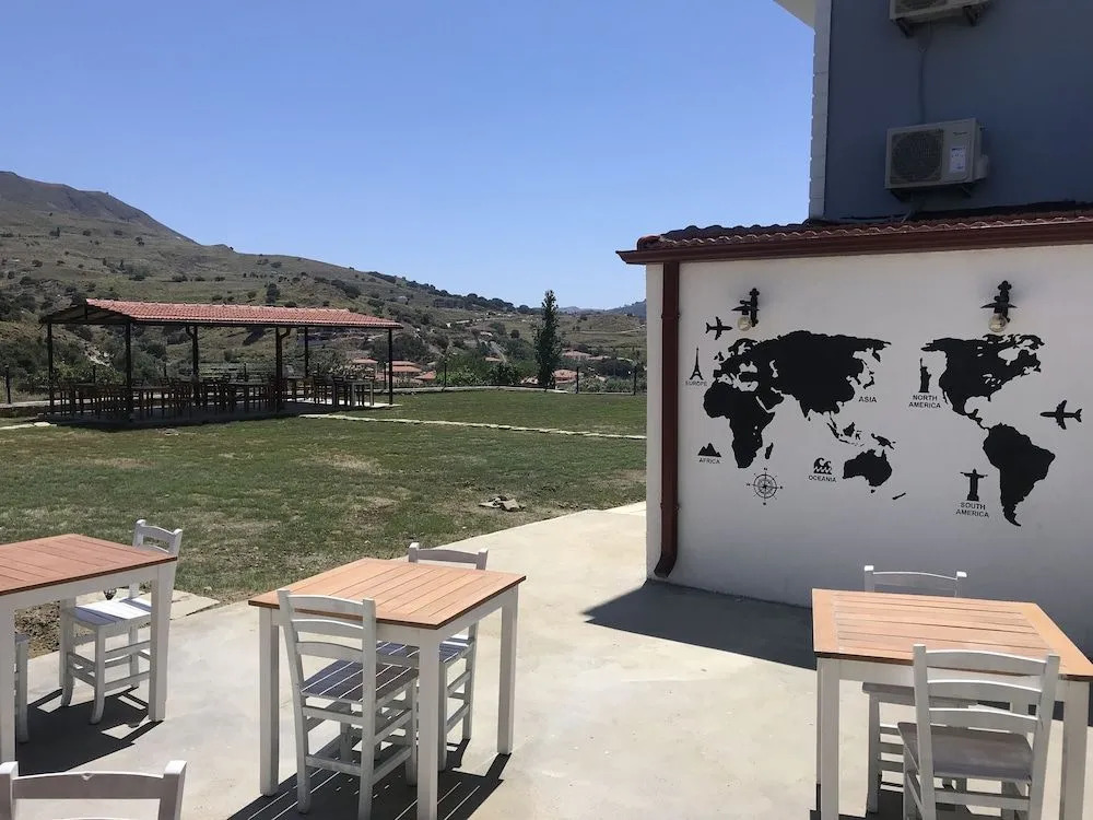 Parli Hotel