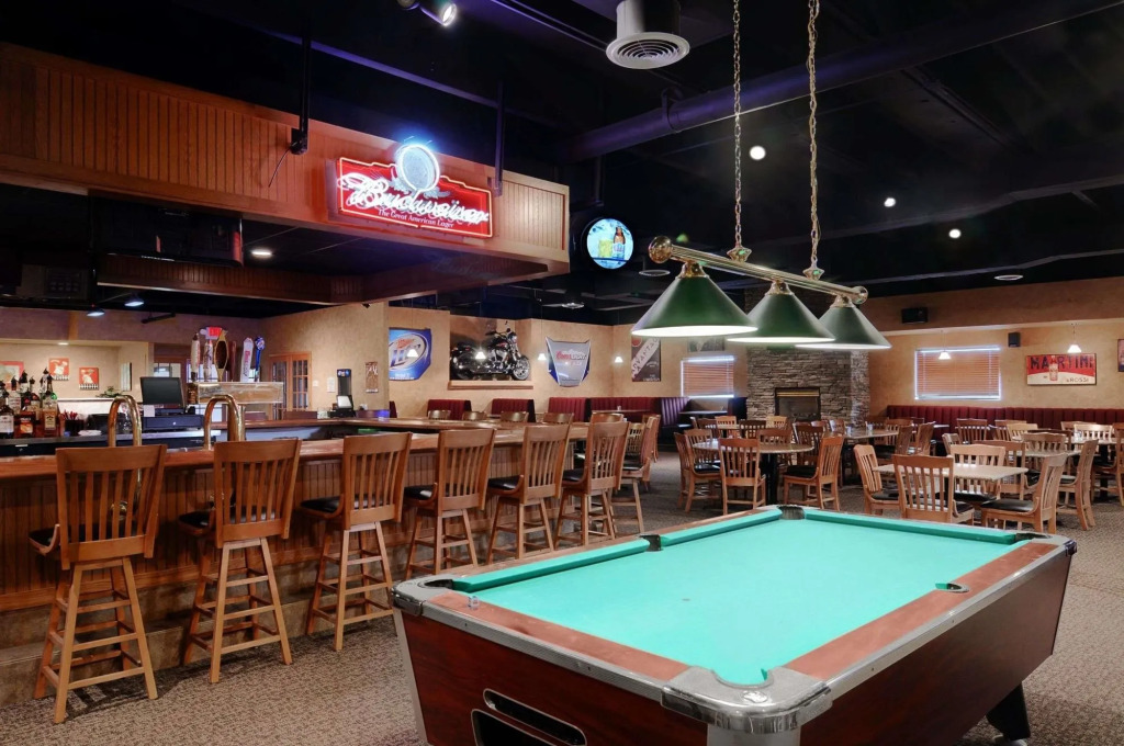 EverSpring Inn and Suites