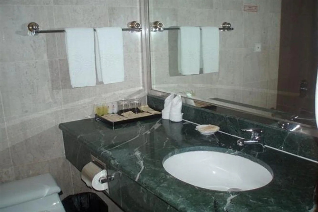 Gardford International Hotel