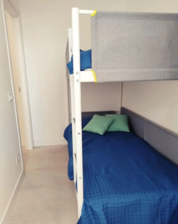 Flat Just few Steps From the Beach