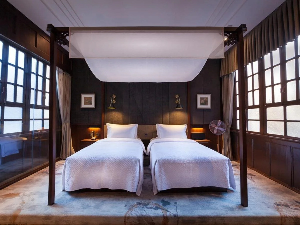 Silver Chest Boutique Hotel