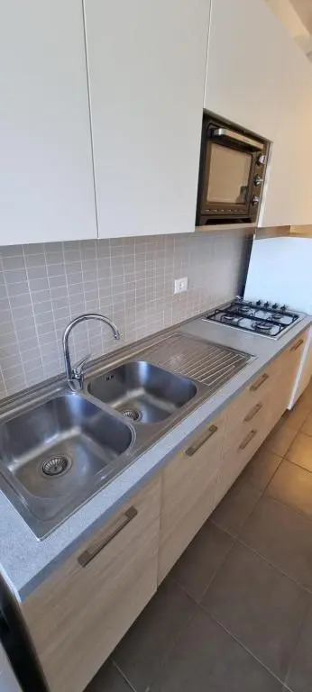 International Seaview Apartments