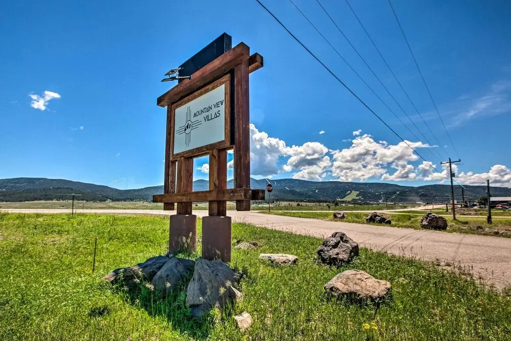 Dreamy Angel Fire Studio < 2 Mi to Ski Resort!