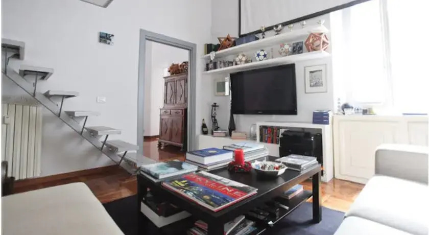 Modern Flat in Milan