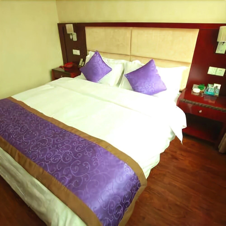 Yahao Holiday Hotel