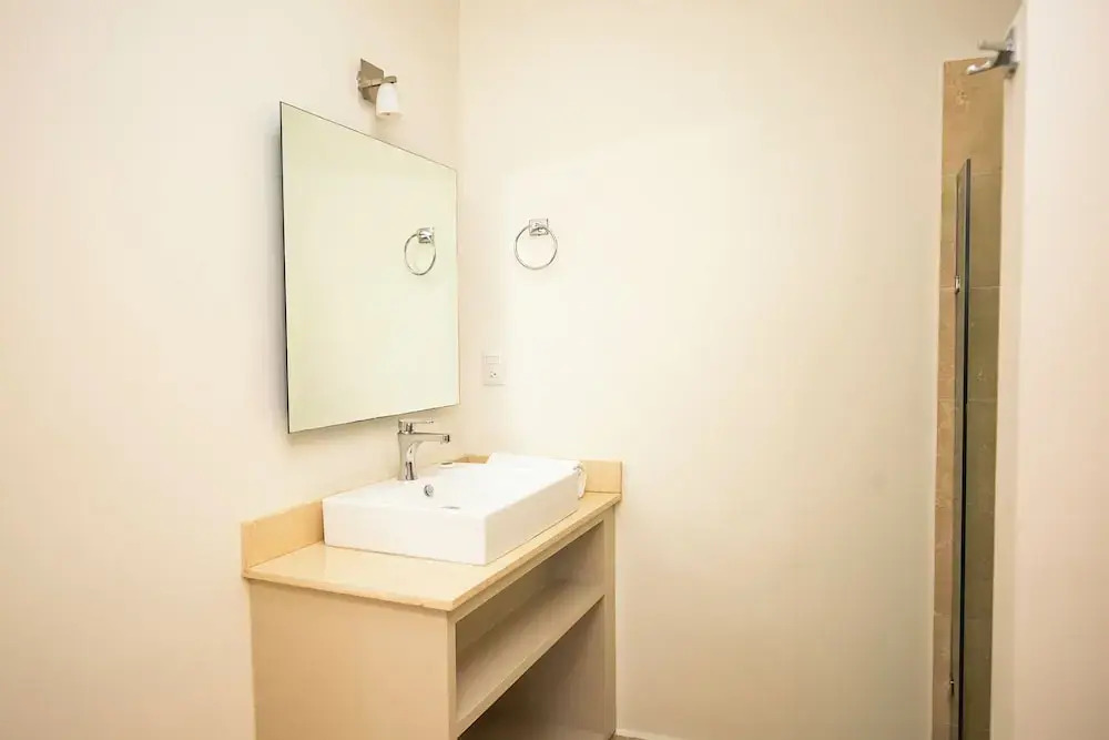 Elegant Condo at Playa Brujas