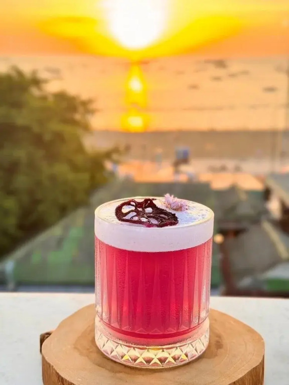 The Globe Hotel Bar and Restaurant
