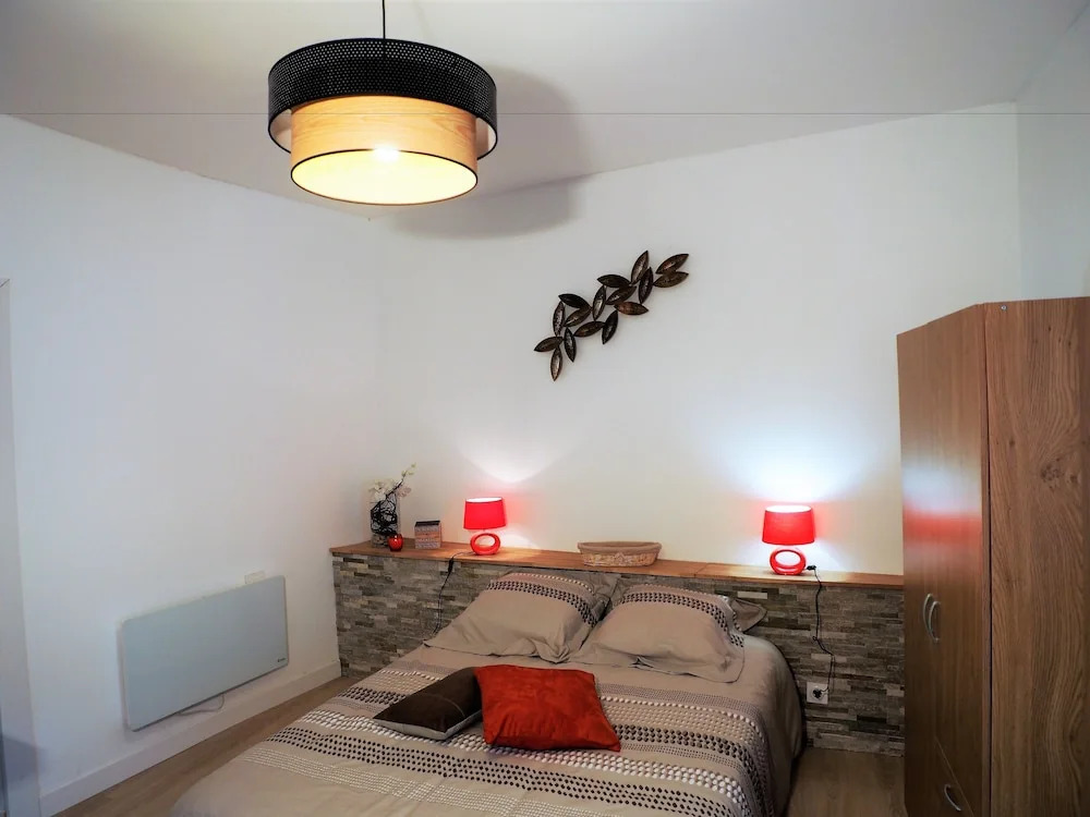 Studio moderne et calme hypercentre