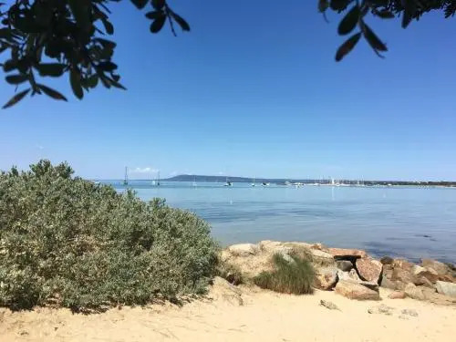 Ocean Sounds Studio: Quiet and beach