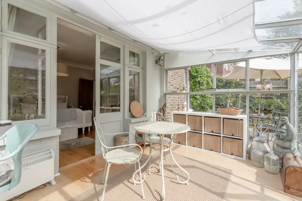 2 Bedroom Garden Flat in Brondesbury Park