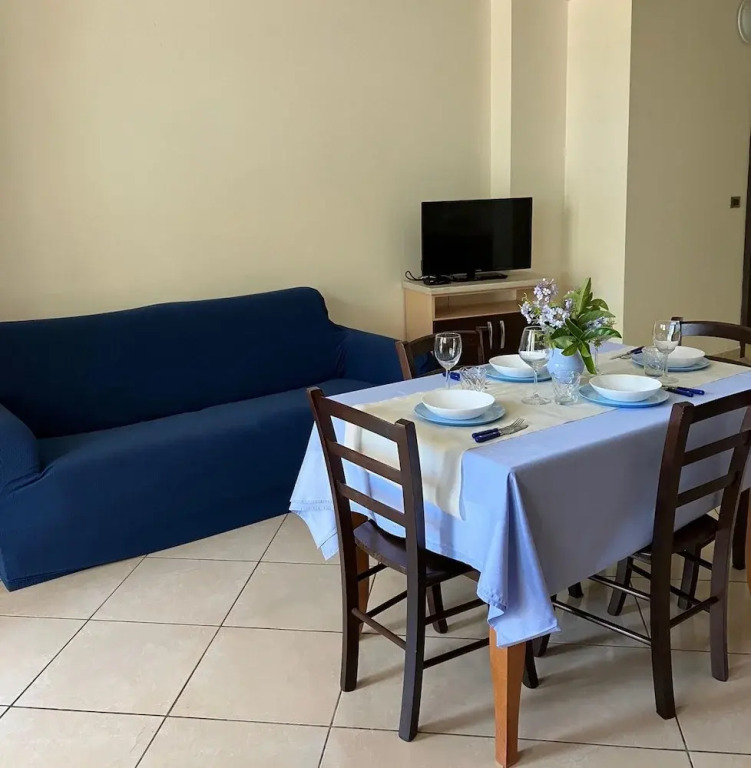 Cozy Apartment Near the Beach