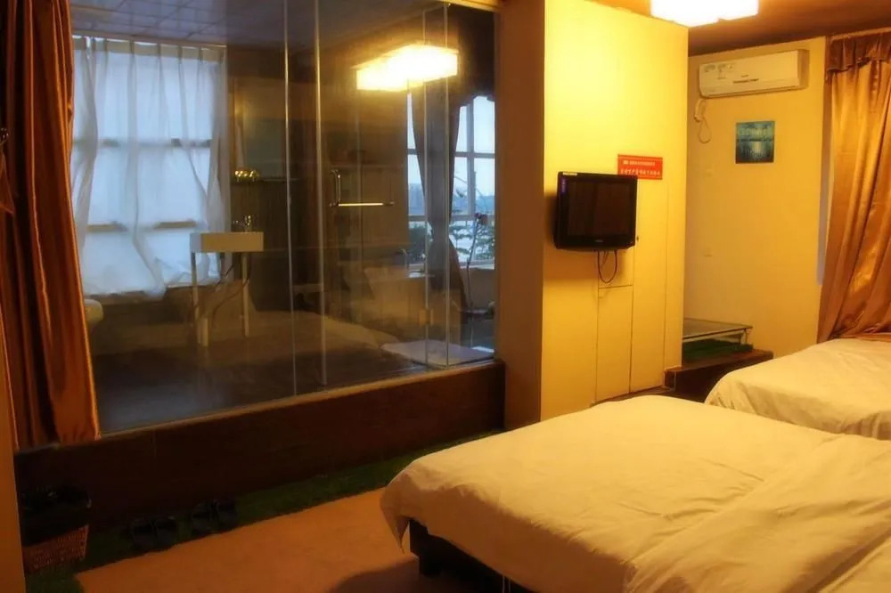 Sam Hotel