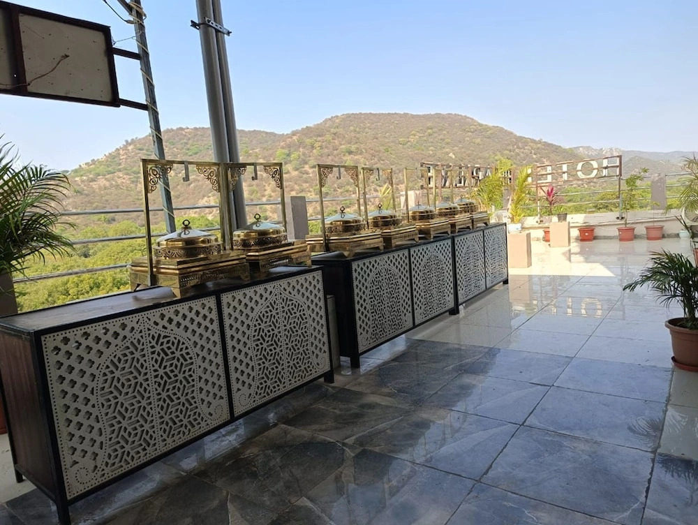 Hotel Birla Palace