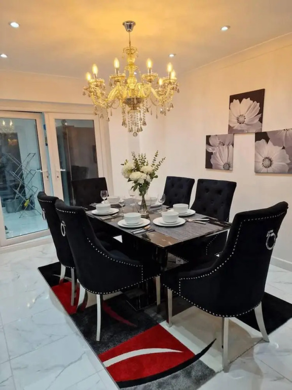 Beautiful and Modern House in Gravesend