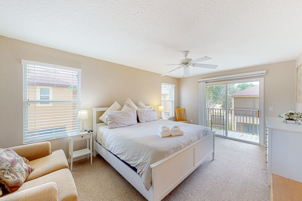Sunny Oasis Townhouse in Davenport With Resort Amenities, Near Disney