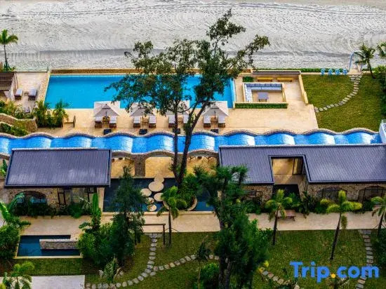 Haven Tide Resort