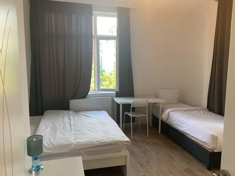 Kayhan Hotel