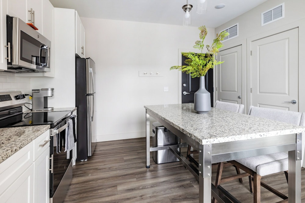 Landing Apartments near Rivergate Park Area