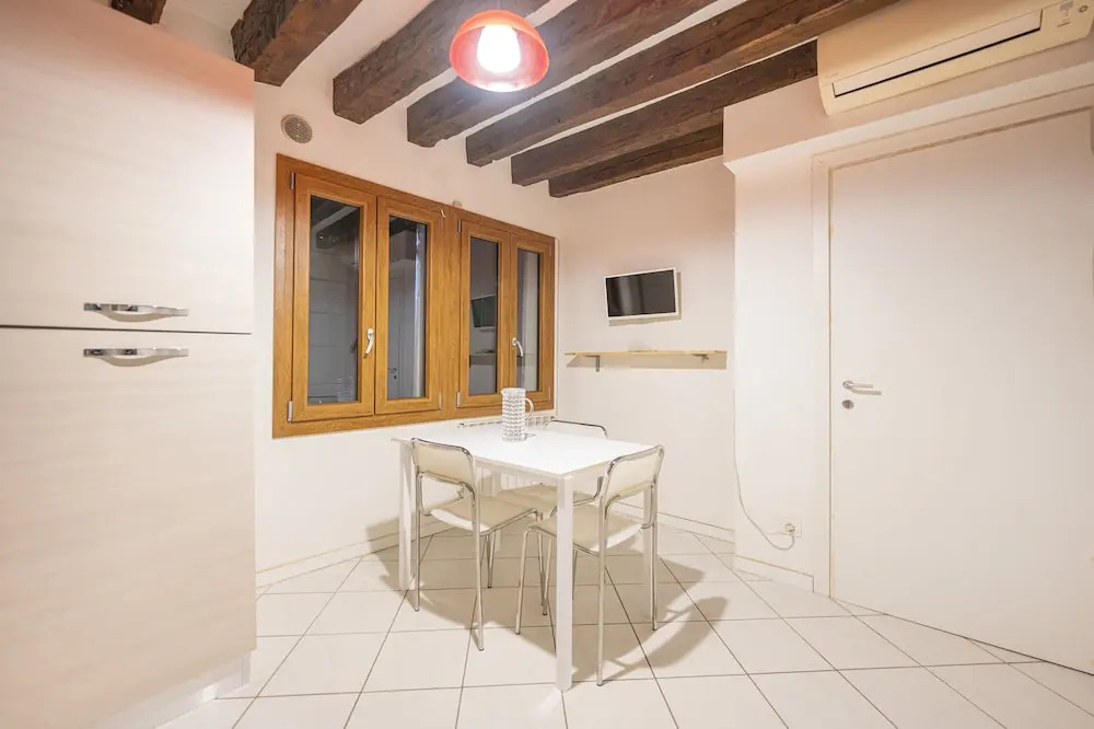 Rialto Suite