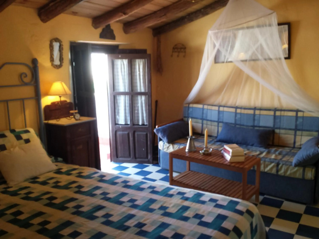 Casa centenaria con encanto