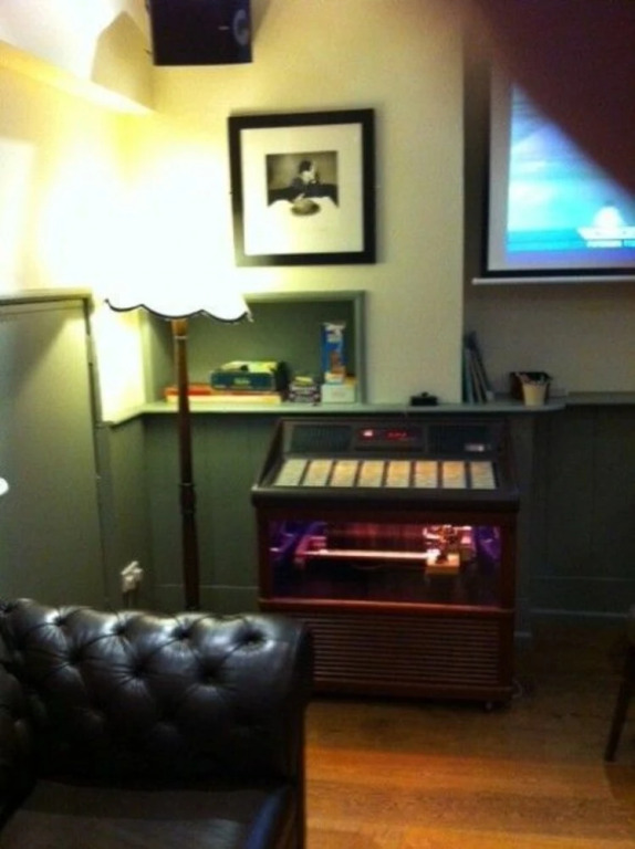 The Queens Hotel