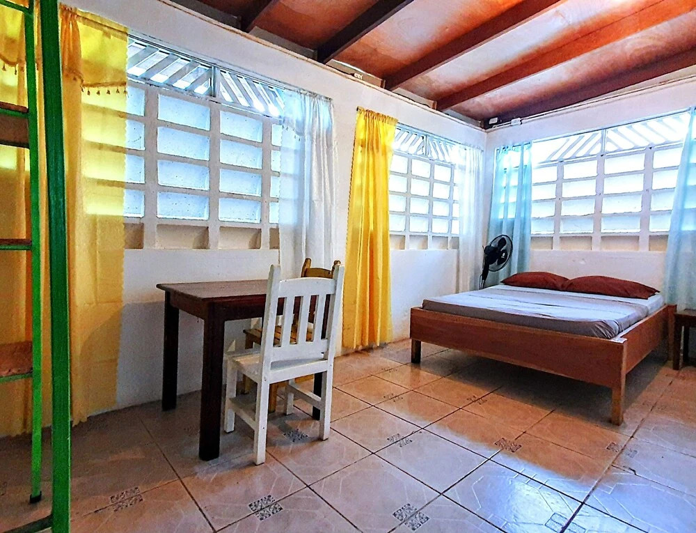 Arana House