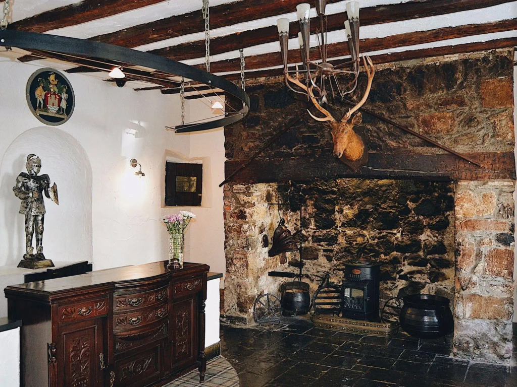 Dobbins Inn