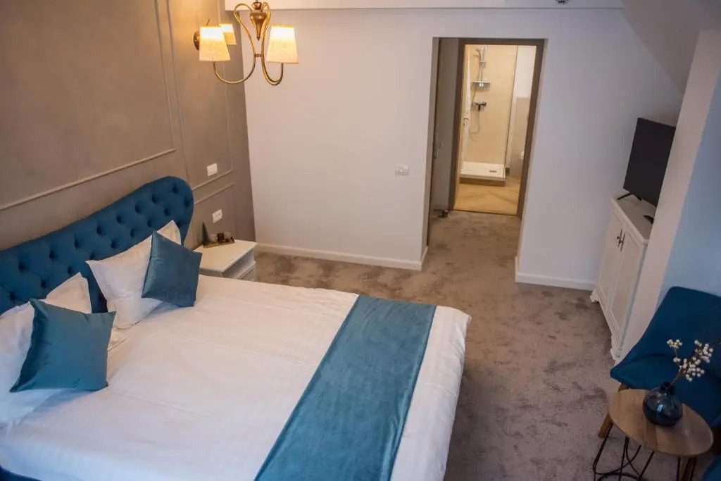 Boga Rooms