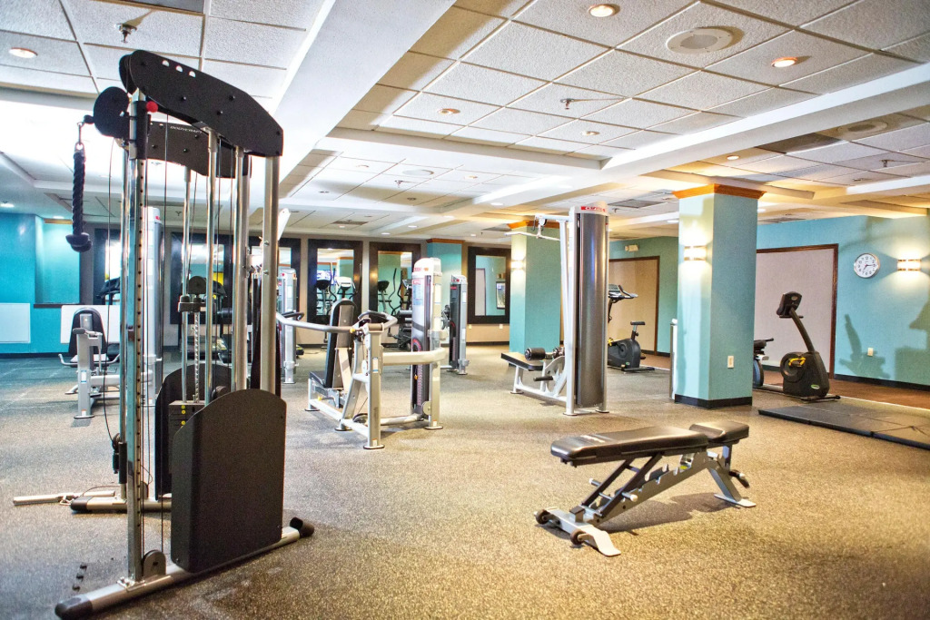 Clarion Hotel & Suites Conference Center Memphis Airport