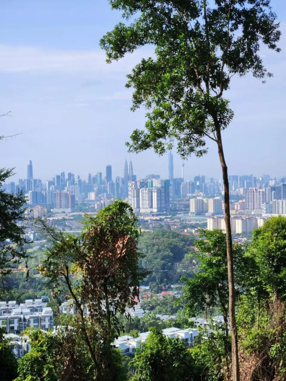 The Ridge @ KL East Mall & Condominium