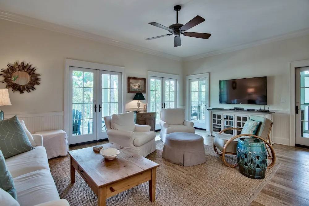 Watercolor - Park District 2-Bedroom Condos by 360 Blue