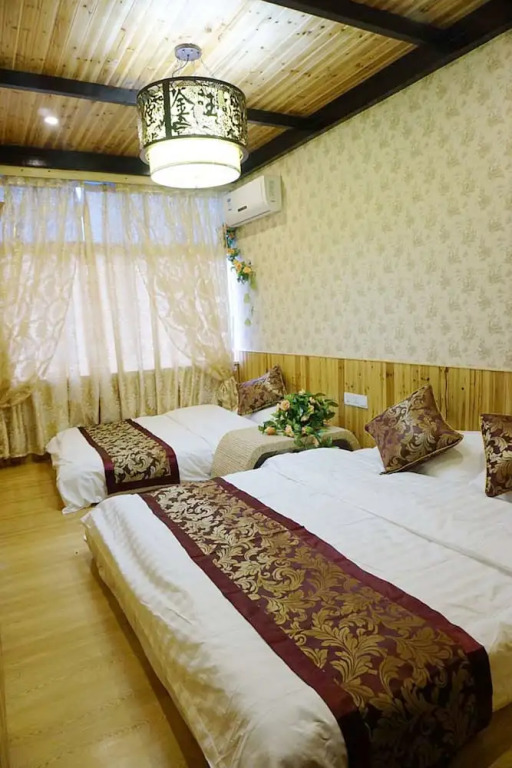Wuzhen West Tale Theme Inn
