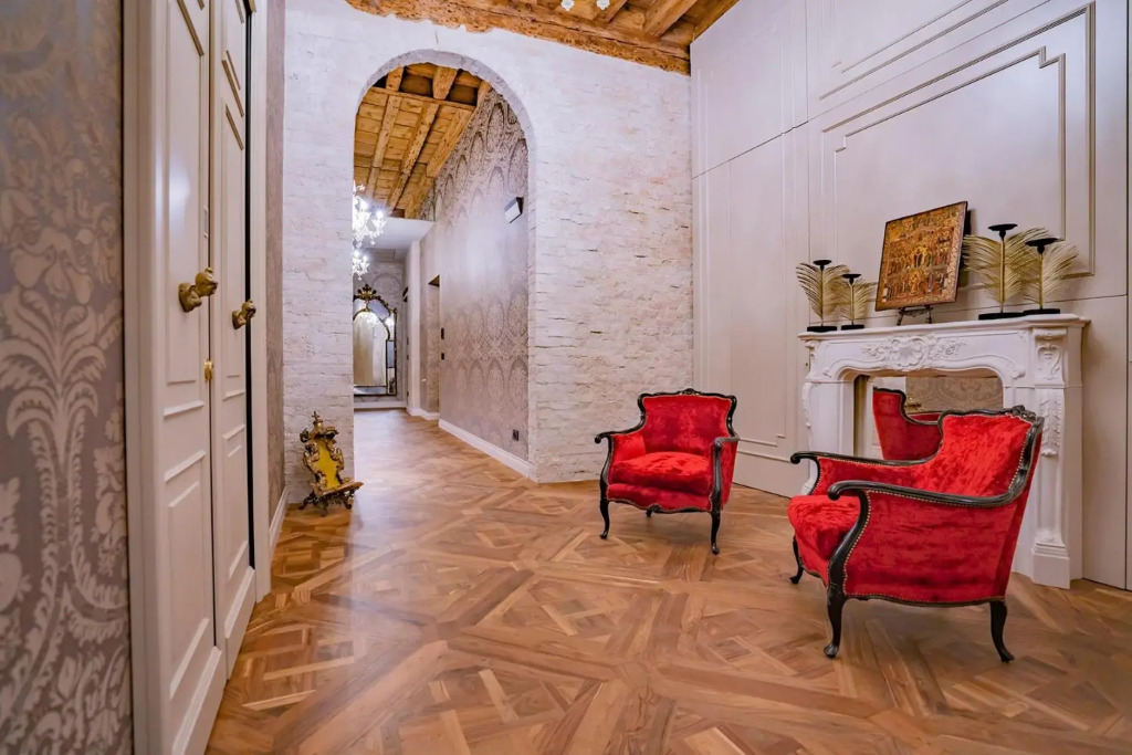Corte Rubbi 7 Deluxe Apartment