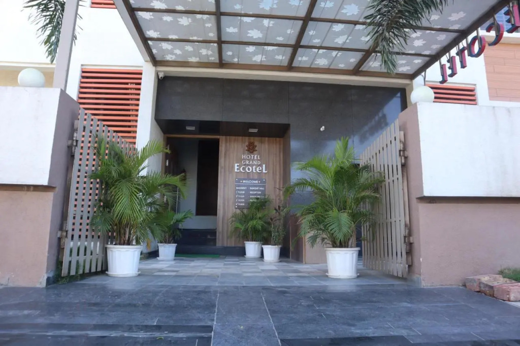 Hotel Grand Ecotel, Aurangabad
